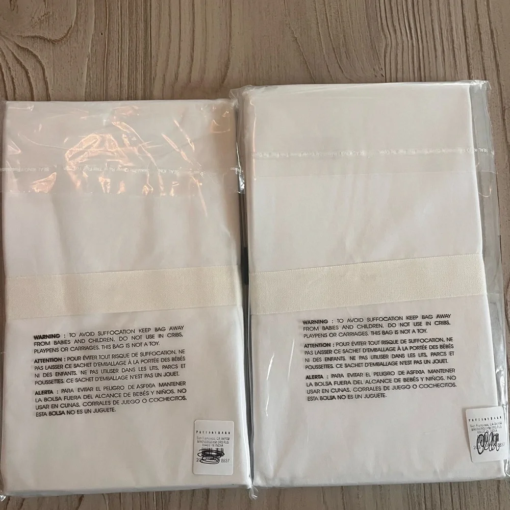Pottery barn set if 2 Morgan Euro sham organic cotton grey border NWT